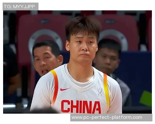 中国男篮迎战新西兰队力争胜利展现团队精神与竞技状态